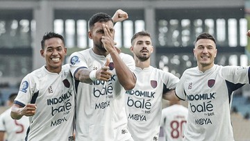 Liputan Olahraga CNN Sport : Jadwal Terakhir Main Sore di Super League: Persita vs PSBS