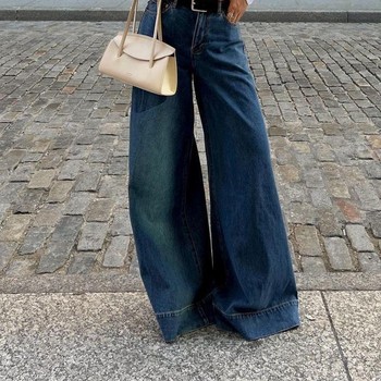 Tips Styling Wide Leg Jeans agar Gaya Kekinian Kamu Nggak Boring