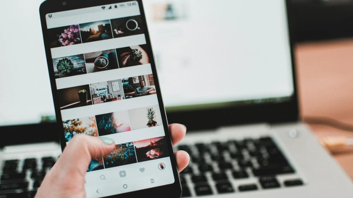 5 Kepribadian Langka Orang yang Jarang Upload Foto Sendiri di Media Sosial