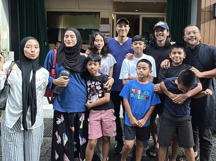 Bikin Adem, Intip Kekompakan Enno Lerian Bersama Keluarga Mantan Suami Nayaka Untara
