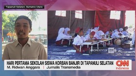 VIDEO: Hari Pertama Sekolah Siswa Korban Banjir di Tapanuli Selatan