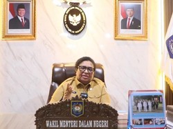 Wamendagri Klarifikasi Isu yang Berkembang soal Penanaman Sawit di Papua