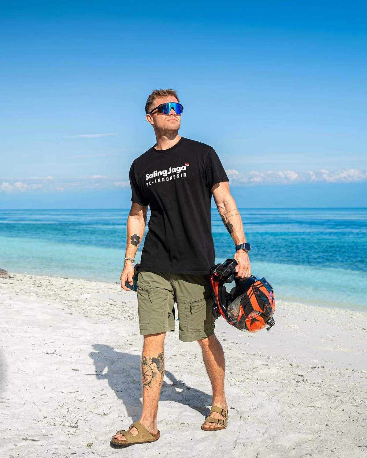 Kristian Hansen youtuber dan vlogger asal Denmark pacar Manohara yang senang bertualang di Indonesia&period;