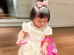 Didandani Nagita Slavina, 7 Gaya Lily Sang Putri yang Modis dengan Outfit Branded