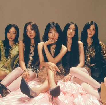 Lirik Lagu Love Me More - Apink