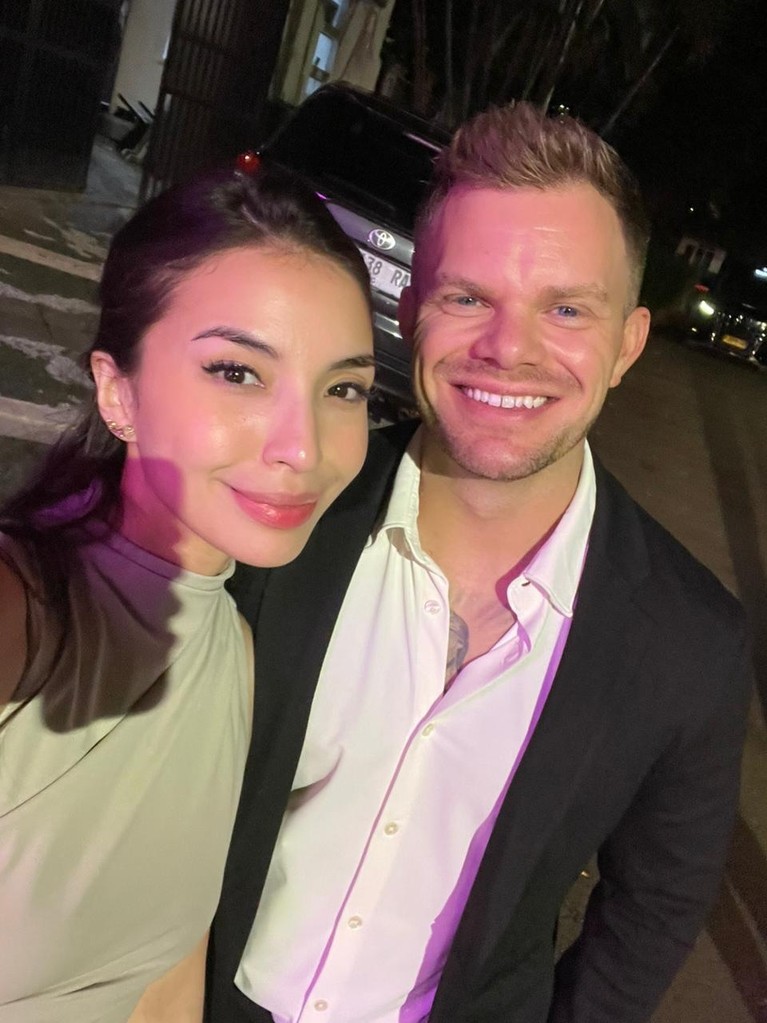 Manohara dan Kristian Hasen&comma; youtuber asal Denmark go public&period;