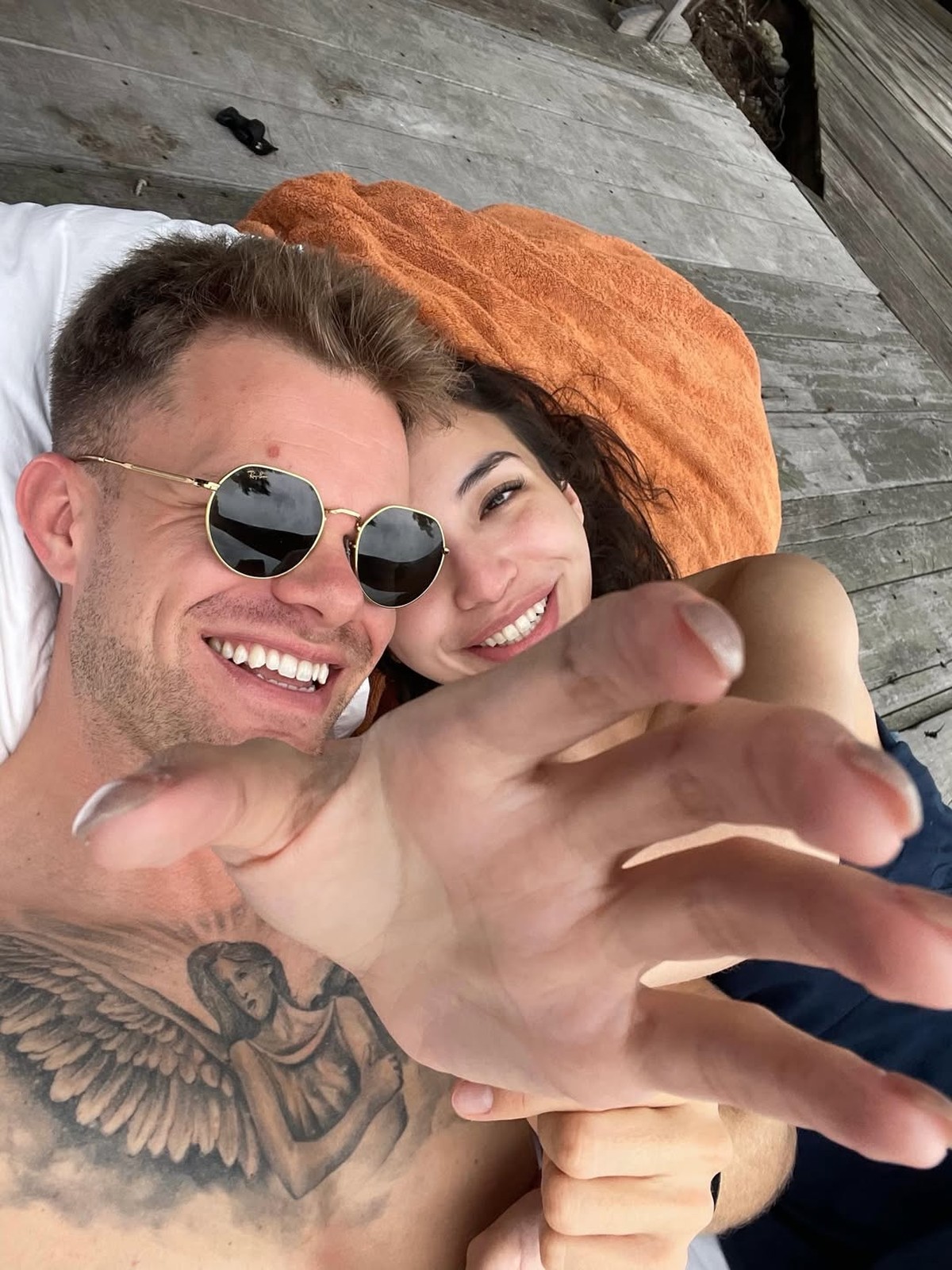 Manohara dan Kristian Hasen&comma; youtuber asal Denmark go public&period;