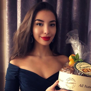 Disentil gegara Putus Kontak dengan Ibunda, Begini Respons Tegas Manohara