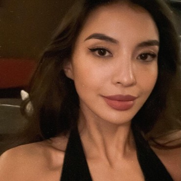 Inikah Bukti Ibunda Manohara Dibaptis usai Ngaku Islam dari Lahir?