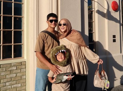 Momen Gender Reveal Anak Kedua Erica Putri, Happy Bakal Punya Anak Perempuan