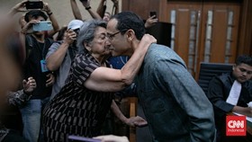 Nadiem Tahu Keterbatasan Chromebook: 'You Must Trust The Giant'