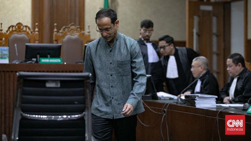 Hakim: Sidang Korupsi Laptop Nadiem Pakai KUHP dan KUHAP Baru