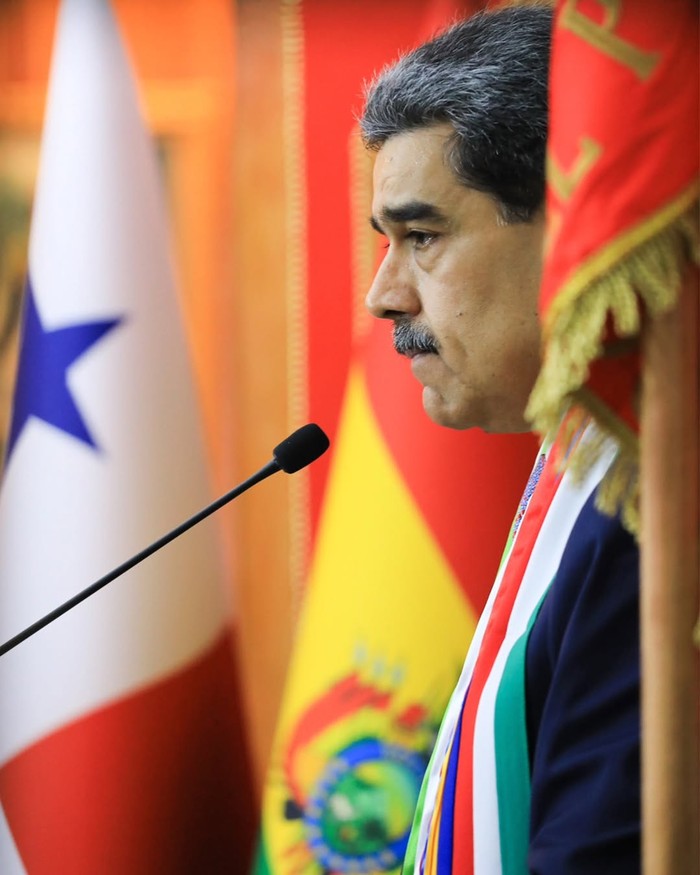 Nicolás Maduro merupakan sosok kontroversial. Selama kepemimpinannya, Venezuela hadapi krisis ekonomi.