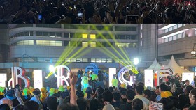 Hadirkan Gelar Gumilar, BoostAD-Sun Life Warnai Tahun Baru di Bandung