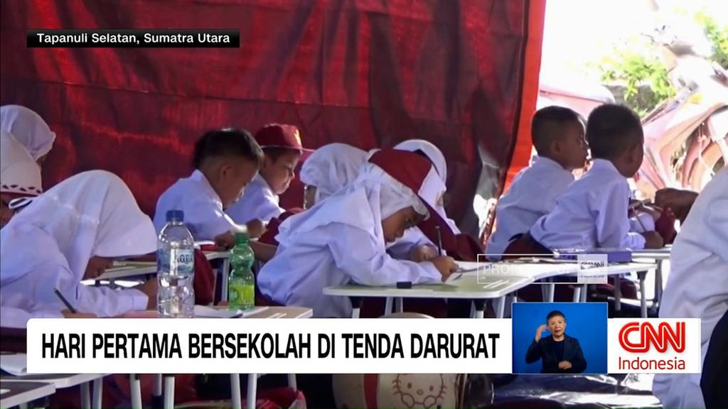 VIDEO: Hari Pertama Sekolah di Tenda Darurat