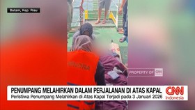 VIDEO: Penumpang Melahirkan dalam Perjalanan di Atas Kapal
