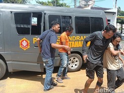 Kasus Pembunuhan Sekeluarga di Indramayu, 2 Tersangka Ditahan Kejari