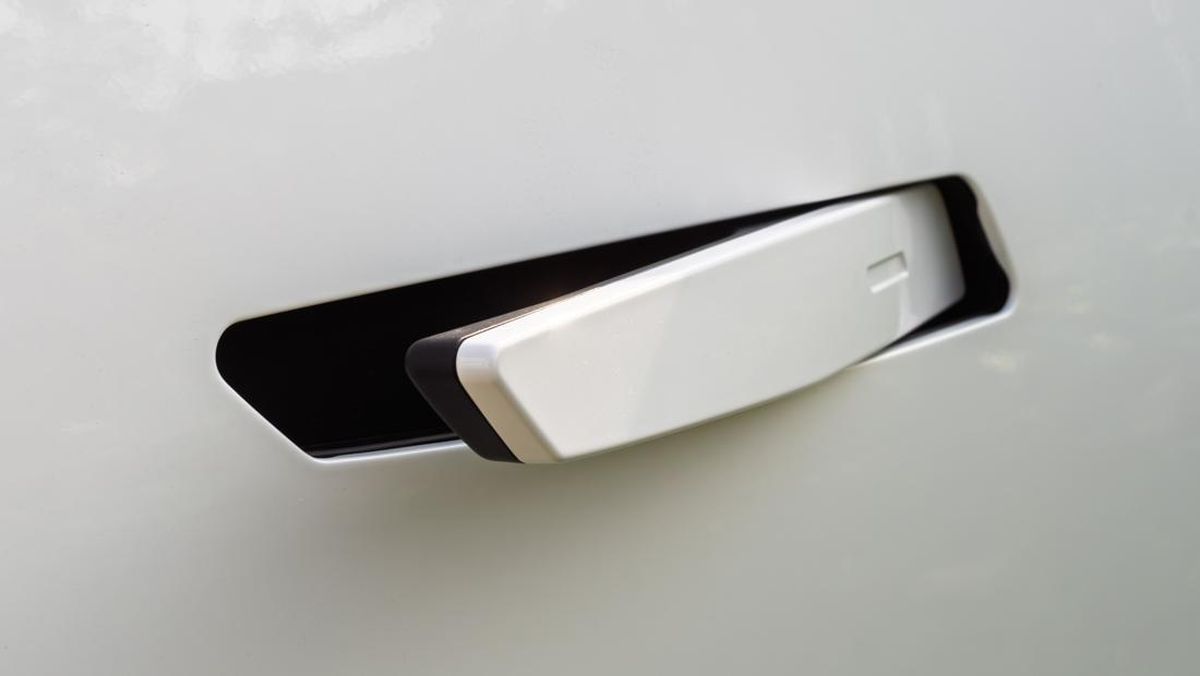 Ikuti China, AS Bakal Larang Gagang Pintu Elektronik Mobil Listrik