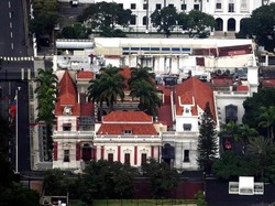 Video Rentetan Tembakan di Dekat Istana Presiden Usai Pengganti Maduro Dilantik