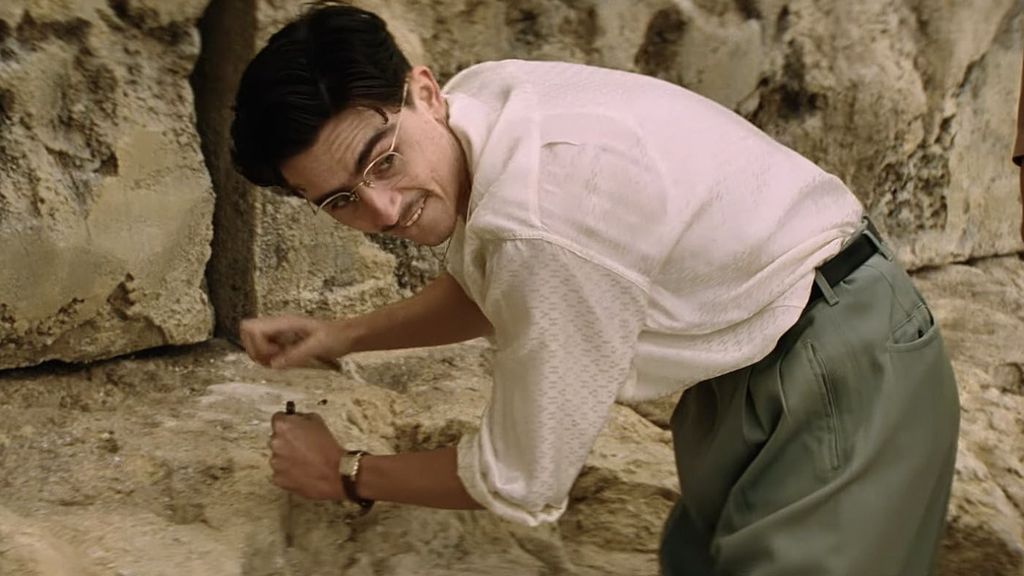 Timothe Chalamet Kena Spank Berkali-kali di Marty Supreme