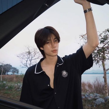 Murkanya Phuwin Tangsakyuen Mobilnya Dicoret-coret Oknum Tak Dikenal