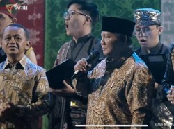 Momen Prabowo Nyanyi Sio Mama dan O Ulate di Natal Nasional 2025