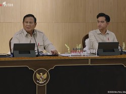Prabowo Jawab yang Nyinyir MBG: Anak-anak Panggil Saya, Kapan Kami Terima MBG