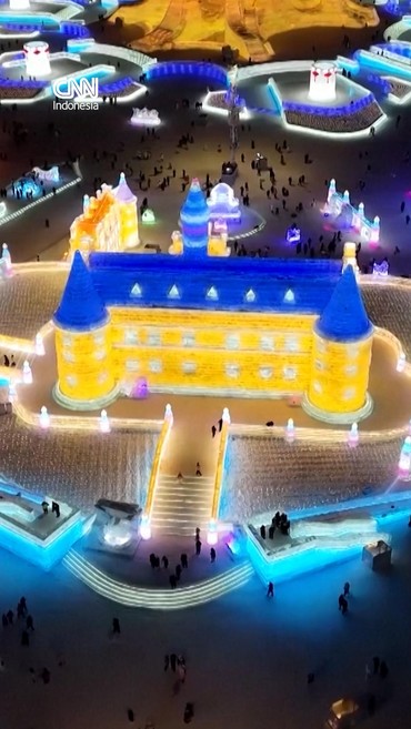 Pertunjukan Cahaya dan Es Saat Suhu -20 Derajat Celsius di Kota Harbin