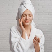 Ini Dia 5 Kesalahan Menggunakan Moisturizer yang Sering Dilakukan