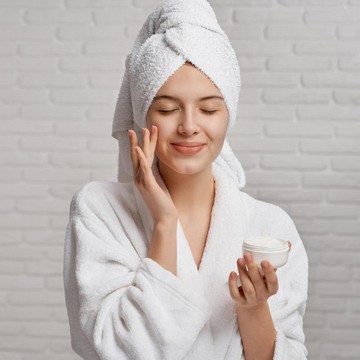 Ini Dia 5 Kesalahan Menggunakan Moisturizer yang Sering Dilakukan