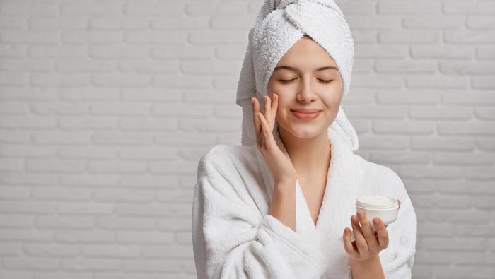 Ini Dia 5 Kesalahan Menggunakan Moisturizer yang Sering Dilakukan