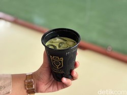 Kafe Unik di Lapangan Padel hingga Pisang Goreng Jadi Dessert Terbaik