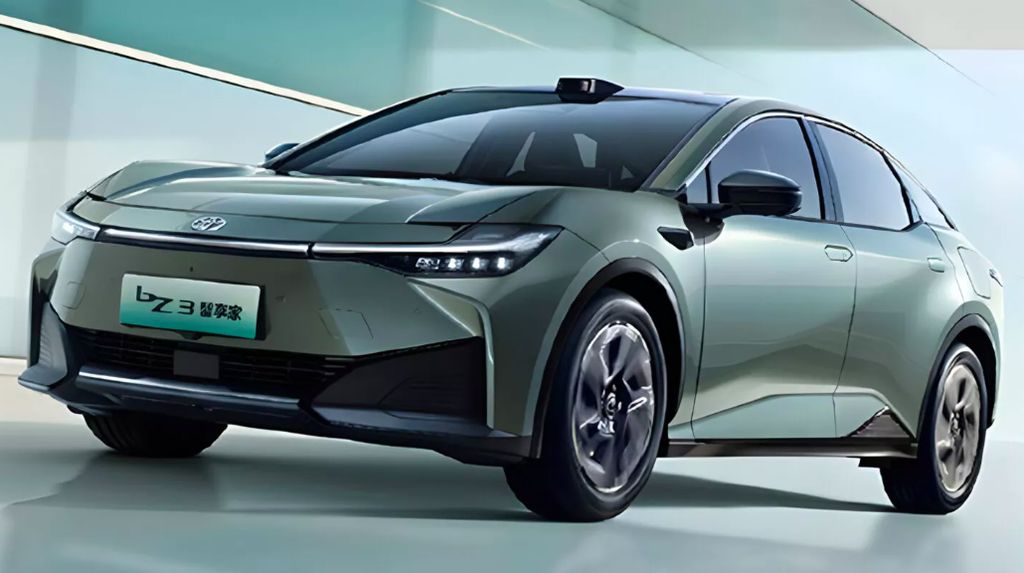 Toyota Luncurkan Sedan Listrik di China, Lebih Murah dari Veloz Hybrid