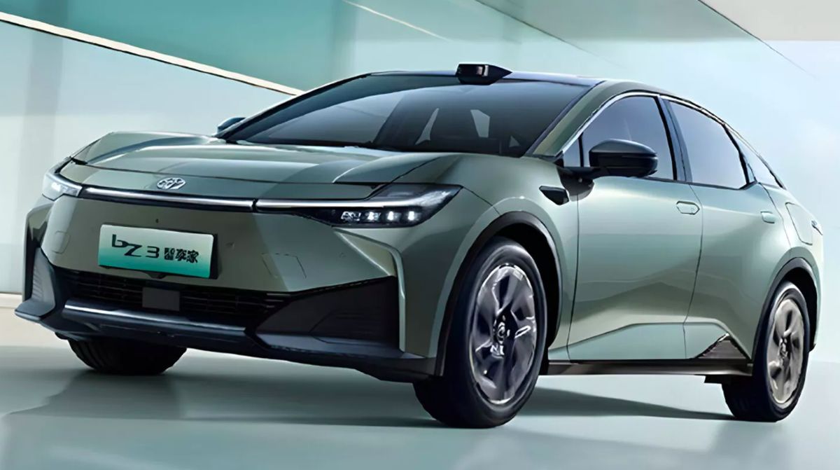 Toyota Luncurkan Sedan Listrik di China, Lebih Murah dari Veloz Hybrid