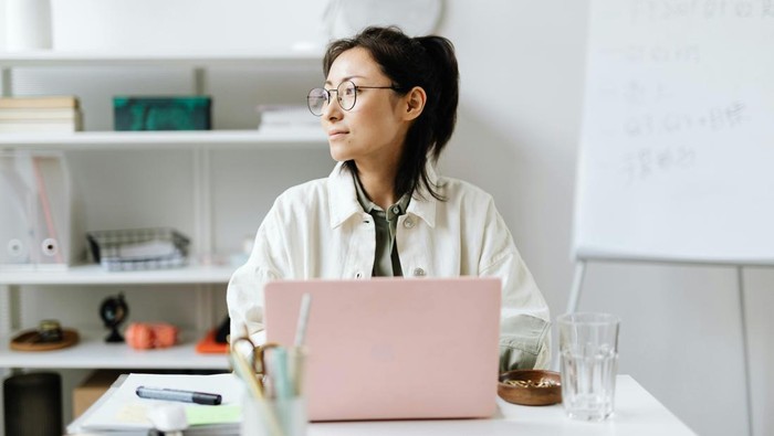 Prompt AI untuk mengetahui kepribadian. Prompt ini mengungkap kepribadianmu yang paling fundamental.