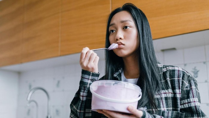 5 Kebiasaan Buruk yang Harus Ditinggalkan di Usia 40-an agar Tetap Awet Muda dan Sehat