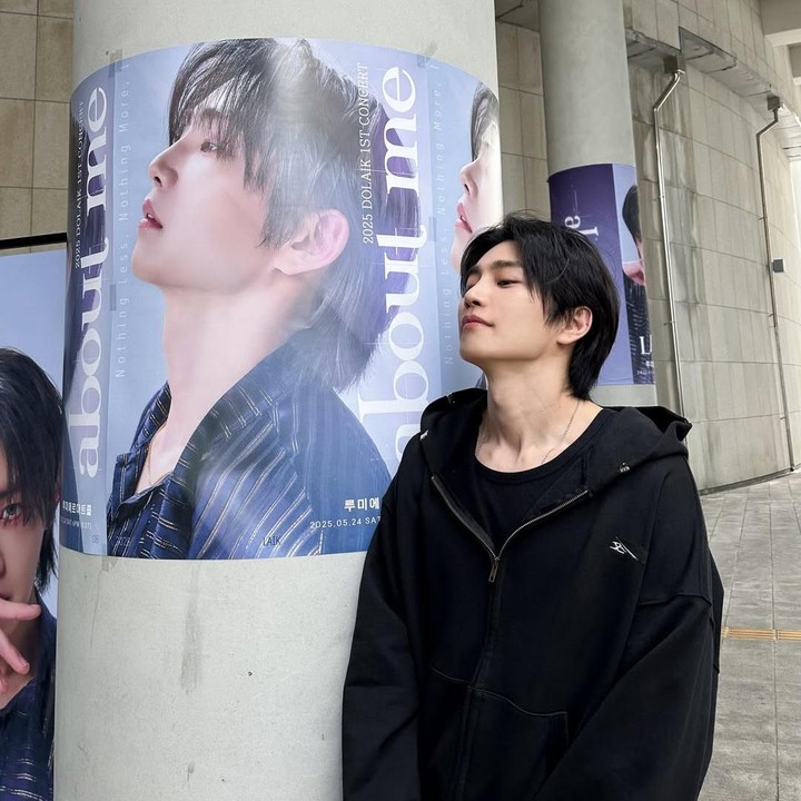 <p>Kisah Do Ra Ik merupakan gambaran bagaimana perjuangan para artis dan idol dalam menggapai mimpinya. Meskipun banyak rintangan yang dihadapi, tak membuatnya menyerah untuk terus bersinar hingga seluruh mata memandangnya. (Foto: Instagram @darealkjy)</p>