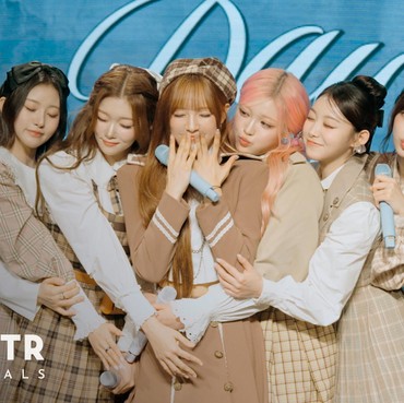 Lirik Lagu A Hope Song - Billlie