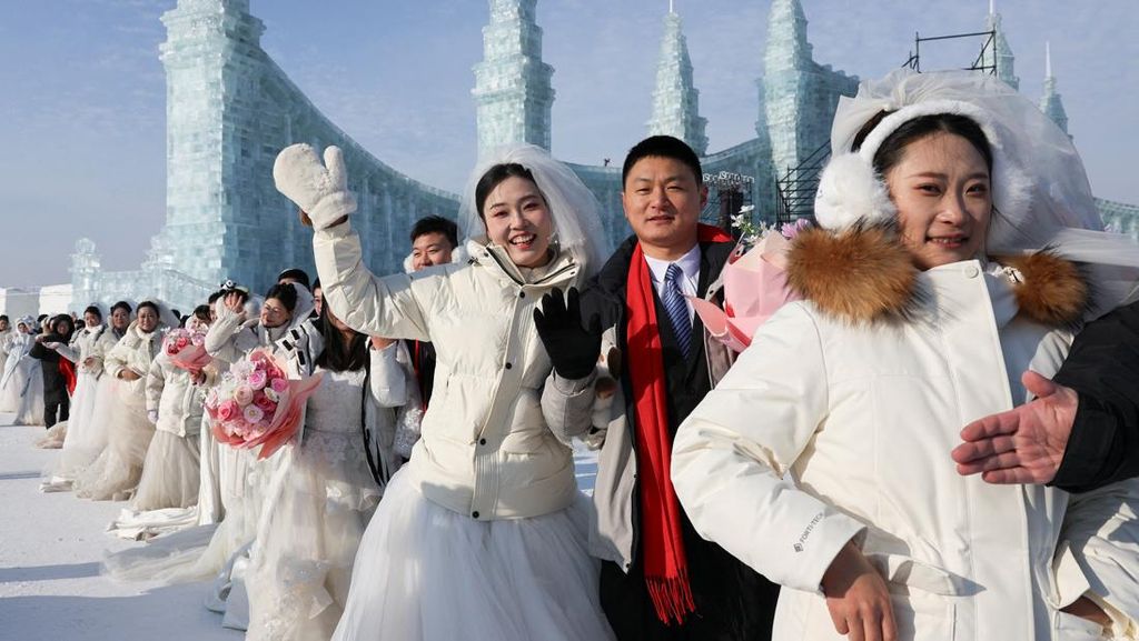 FOTO: Mengucap Janji Suci di Tengah Suhu Beku Harbin