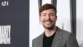 MrBeast Respons Desakan Fan NewJeans soal Danielle dan Beli HYBE