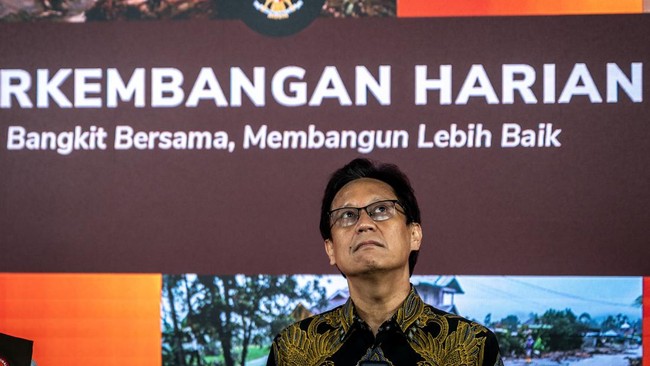 Menkes Budi Gunadi Sadikin menanggapi komentar menghina pasien BPJS oleh tenaga kesehatan. Ia menekankan pentingnya empati dalam profesi kesehatan.