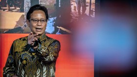 Menkes Kerahkan Montir Perbaiki 205 Ambulans Terdampak Banjir Sumatra