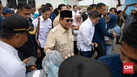 Prabowo Minta Murid Sekolah Rakyat Fasih Berbahasa Asing Menghadapnya