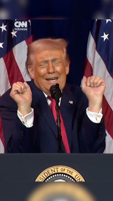 Momen Trump Ejek Atlet Angkat Besi Transgender