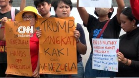 Aksi Demo di Depan Kedubes AS Protes Penangkapan Maduro