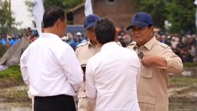 Momen Prabowo Hadiri Panen Raya dan Umumkan RI Swasembada Pangan