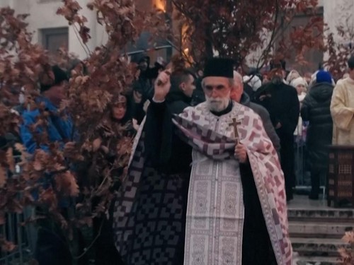 Momen Perayaan Natal Ortodoks di Serbia dan Montenegro