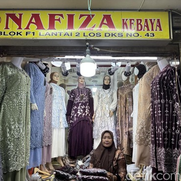 Gamis Bini Orang Jadi Tren Lebaran, Penjualan di Tanah Abang Melejit