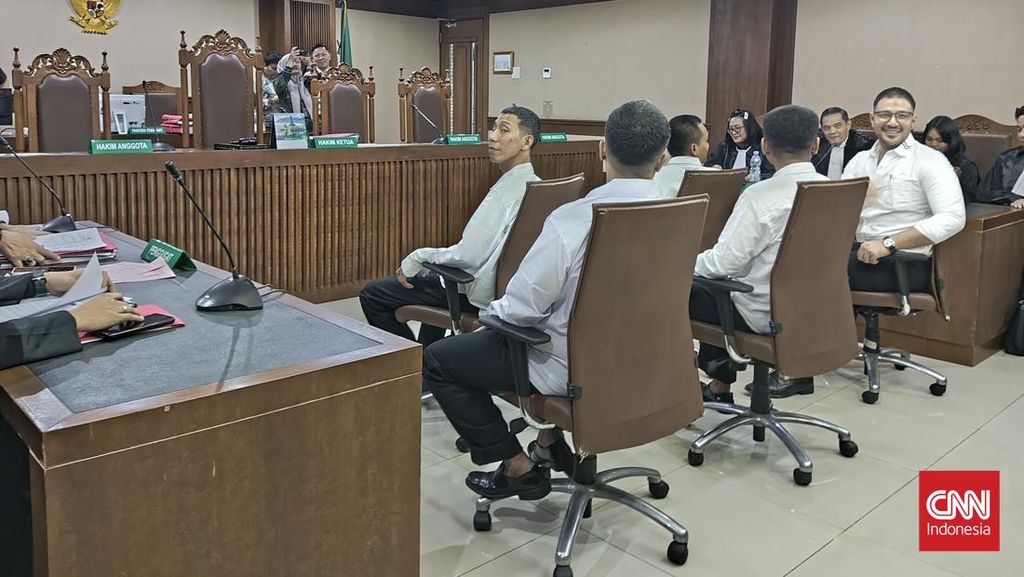Ammar Zoni di Sidang: Saya Diintimidasi, Diminta Uang Rp3 Miliar