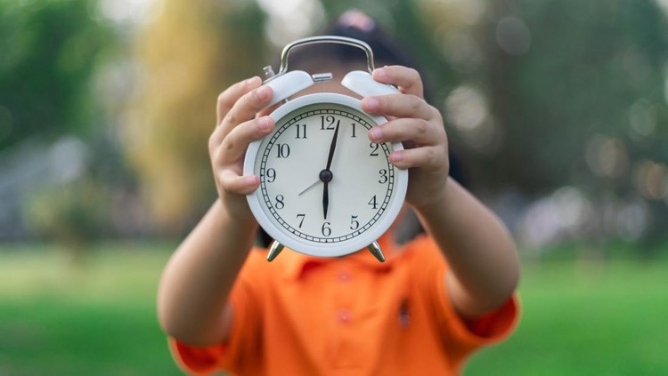 Anak Tidak Bisa Membaca Jam Analog&comma; Haruskah Khawatir&quest;